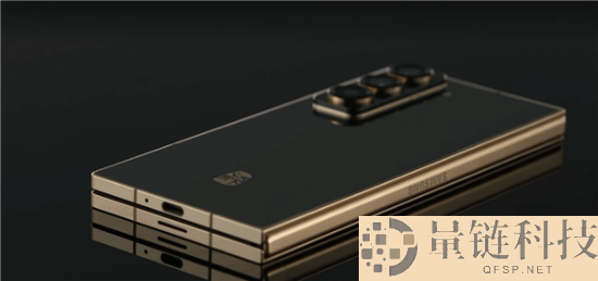 三星心系世界系列新品定档10.11 万元折叠机皇来了,