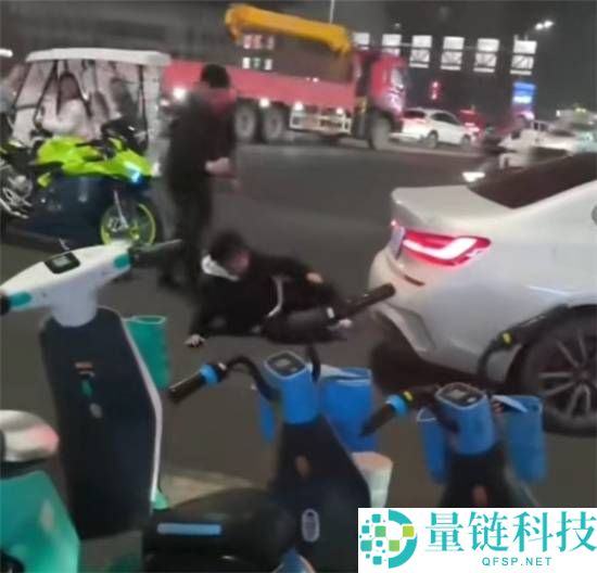 张雪机车摩友称被宝马车主别车、殴打 开创人张雪发声:不承受息争