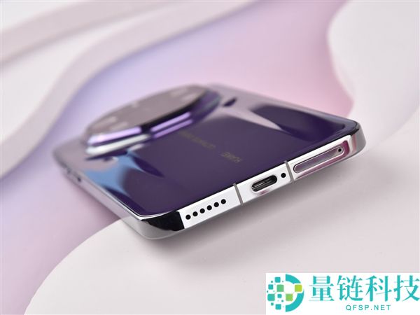 华为Mate 80 RS特殊巨匠上手：一部细节体验拉满的巨匠旗舰