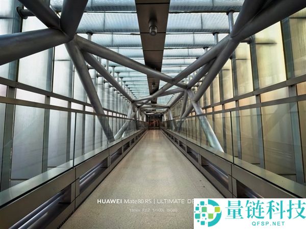 华为Mate 80 RS特殊巨匠上手：一部细节体验拉满的巨匠旗舰