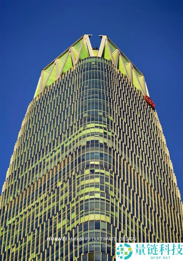 华为Mate 80 RS特殊巨匠上手：一部细节体验拉满的巨匠旗舰
