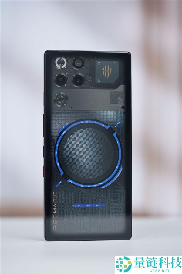 开启手机水冷散热时期,红魔11 Pro+图赏