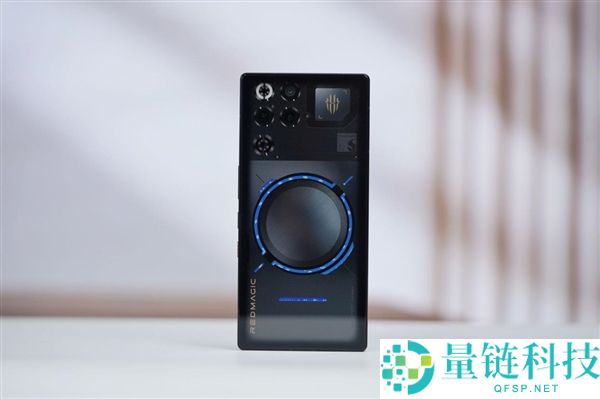 开启手机水冷散热时期,红魔11 Pro+图赏