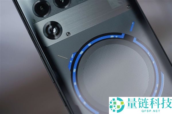 开启手机水冷散热时期,红魔11 Pro+图赏