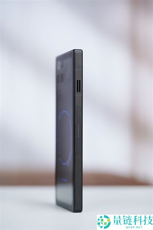 开启手机水冷散热时期,红魔11 Pro+图赏