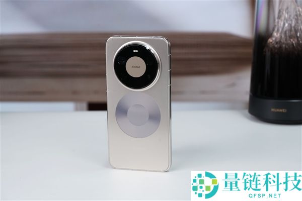 首发麒麟9030 Pro,华为Mate 80 Pro Max图赏