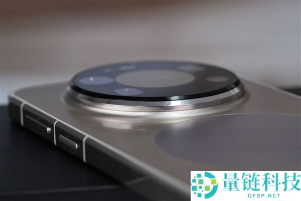 首发麒麟9030 Pro,华为Mate 80 Pro Max图赏