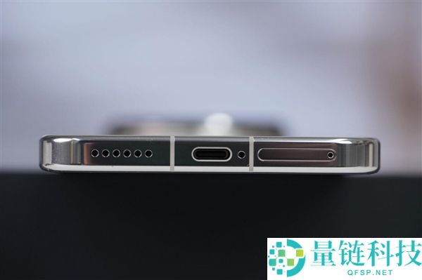 首发麒麟9030 Pro,华为Mate 80 Pro Max图赏