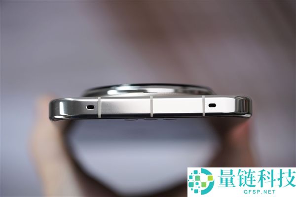 首发麒麟9030 Pro,华为Mate 80 Pro Max图赏