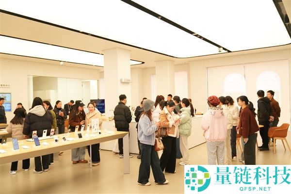 爆款预定,华为Mate X7开售来袭:智能体验+牢靠重构折叠屏天花板