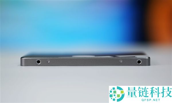 长江存储原厂颗粒,致态小翼S001 1TB SSD图赏