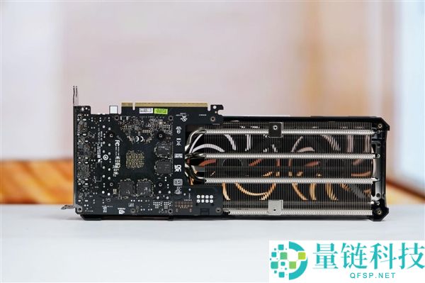 冰味实足,映众RTX 5060 Ti 16GB超等冰龙显卡图赏