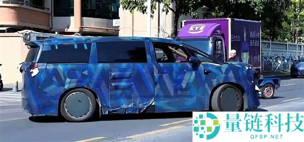 5.4米超长车身,腾势D9L谍照暴光：300km+纯电续航