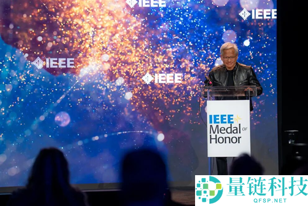 英伟达CEO黄仁勋获IEEE最高声誉奖章 揽200万美元奖金