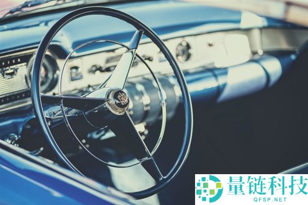 81岁大爷考驾照一切科目一把过：曾开老头乐 现在持证上路