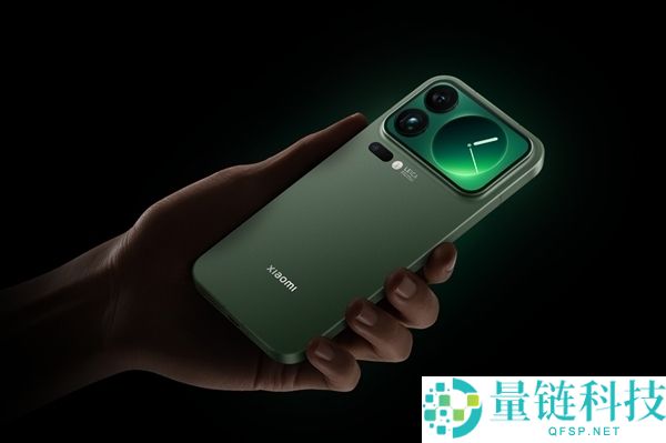 AI抢芯大战白热化,云厂商溢价60%扫货存储芯片:手机厂商被迫涨价