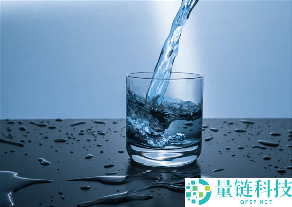 7岁女儿黉舍跳蚤市场50元淘到11年前飞天茅台 网友慨叹赚大发：父亲回应