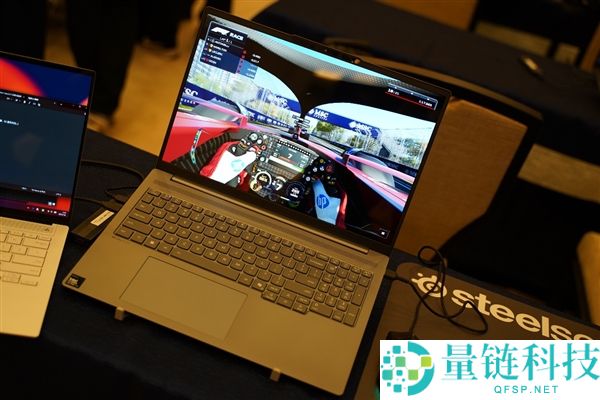 Intel新一代锐炫B390核显首测：《赛博朋克2077》多帧生成跑出367FPS