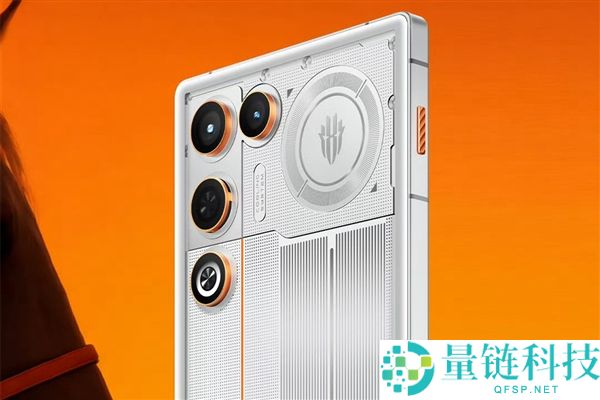 红魔11 Air机能反杀友商天玑9500 姜超：看似不成能的事却发作了