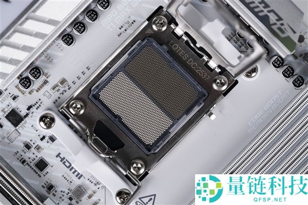 高颜值雪白刀锋,微星MPG B850M EDGE TI MAX WIFI图赏