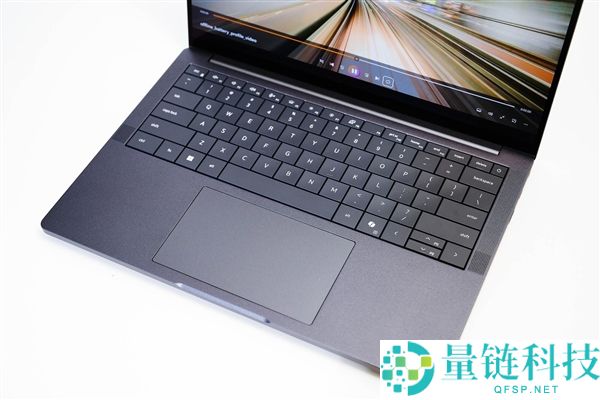 双层OLED触控屏观感冷艳 戴尔Pro 14 Premium上手