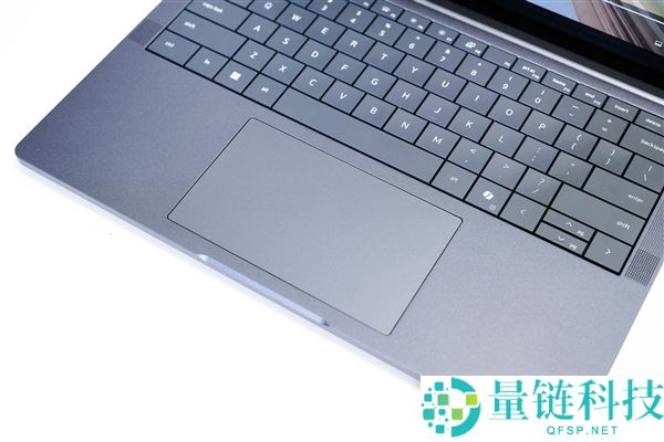 双层OLED触控屏观感冷艳 戴尔Pro 14 Premium上手