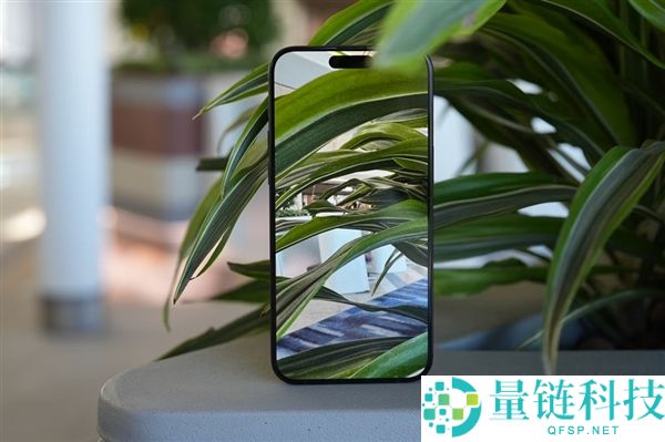 庖代爱马仕橙,iPhone 18 Pro参加新配色：果粉一眼认出是新iPhone