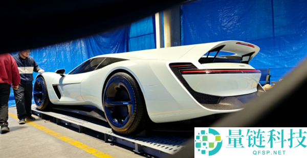 雷军预告有欣喜,小米汽车今天或将推出超跑车型 网友经过谍照已AI出外形