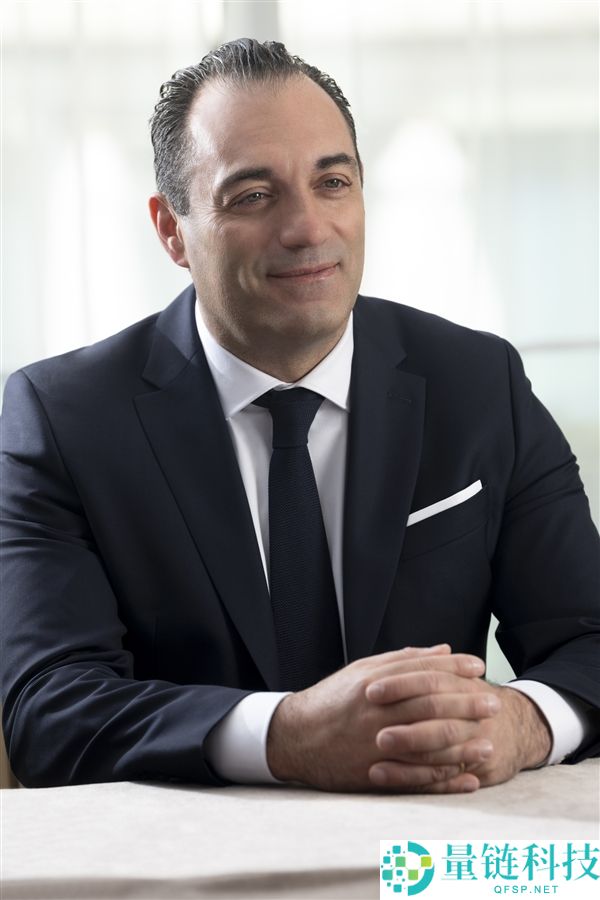 全球第四大车企客岁巨亏1801亿元,新任CEO拿到4300万元年薪