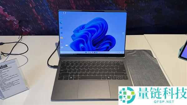 屏幕想放哪就放哪,联想模块化AI PC来了:单双屏自在切换、接口随便拼