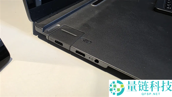 屏幕想放哪就放哪,联想模块化AI PC来了:单双屏自在切换、接口随便拼