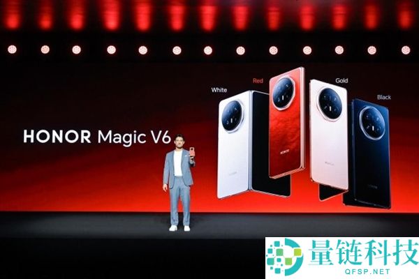 光荣CEO李健邀请何同窗入职被婉拒 何同窗：任务室同事还期望我发工资