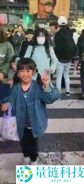 官方提示提防：不要边走边看手机,日本“撞人族”究竟是啥人