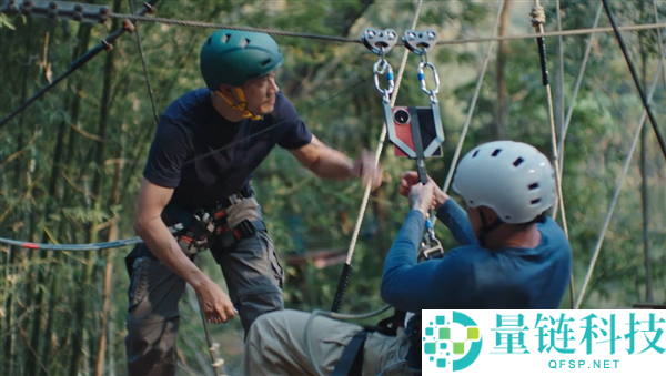 光荣Magic V6首发全新鲁班盾构钢铰链 航空级强度 承重可达80kg