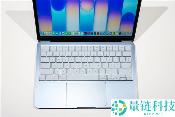 MacBook先生本惹争议