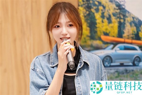 宋紫薇杀入AI时髦硬件赛道：其创业公司已获超亿元融资