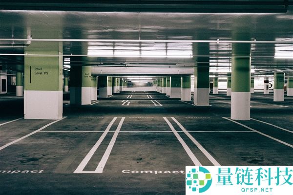 我国多地公布泊车费下调：下降起步价、延伸收费时段等,