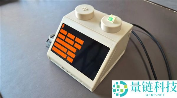 内置苹果Mac Mini,荷兰设计师打造10:1乐高积木电脑