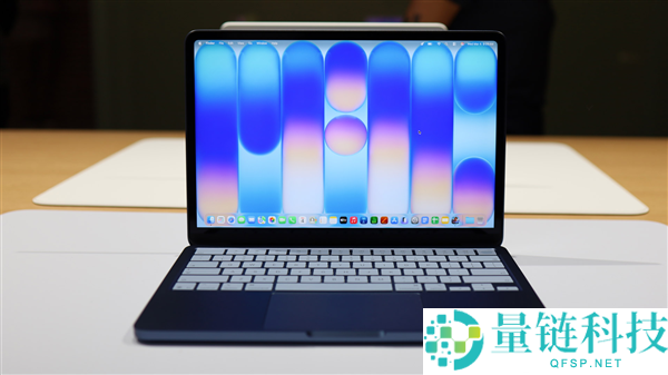 苹果MacBook Neo 2补齐短板：触摸屏+12G内存 果粉直呼初代刹时不香了