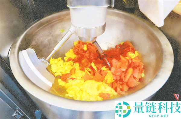 处理父母吃饭困难,七鲜小厨全国门店上线晚辈专区：少油少盐、后厨直播