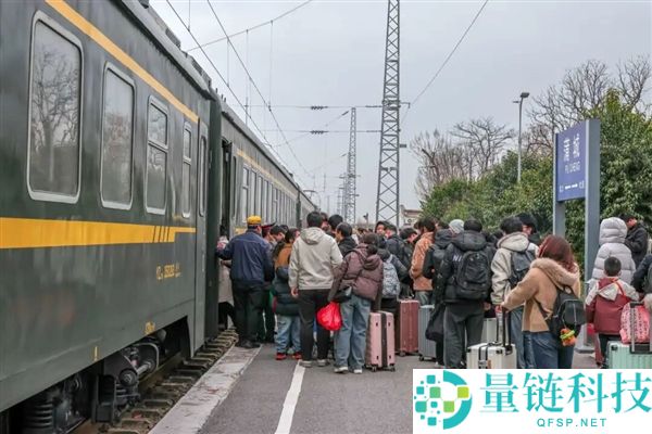 “全国最小火车站”：还没我家大呢,