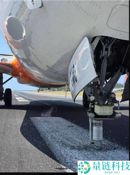 一波音737客机硬着陆,前轮被弹飞 起落架拔出机场跑道