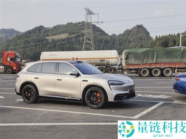 提早锁定大爆款 问界M6内饰暴光：吸引年青人稳了