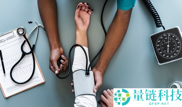 我国科研人员研发硅藻微米机械人 精准狙击脑胶质瘤