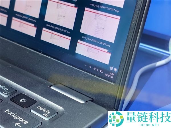 x86条记本续航34.8小时,终究晓得Intel Panther Lake为啥这么牛了