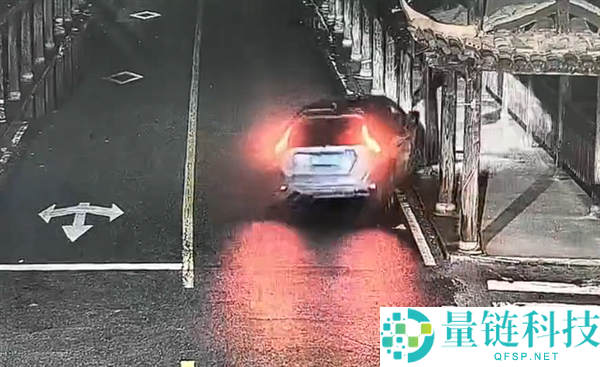 男子驾车坠河致 5 死引热议：家属发声称其拥有十几年驾龄