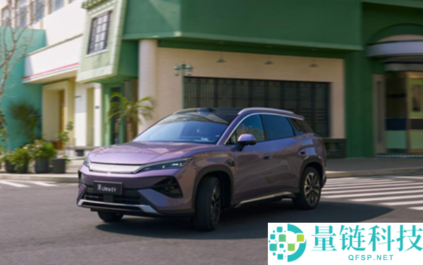 日媒惊叹：比亚迪年更软件 200 次，将特斯拉远远甩在身后