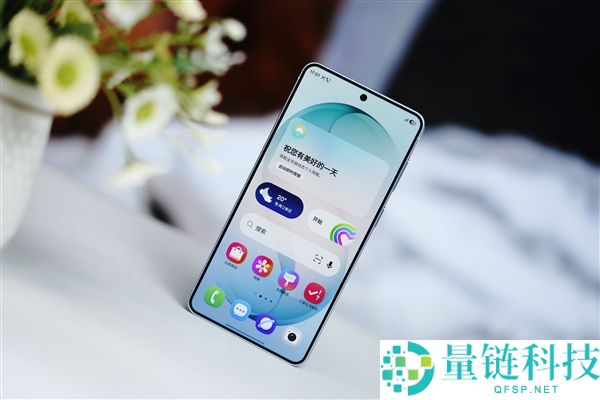 三星 Galaxy S26+ 图赏:7999 元旗舰手机,体验顶级 AI 黑科技