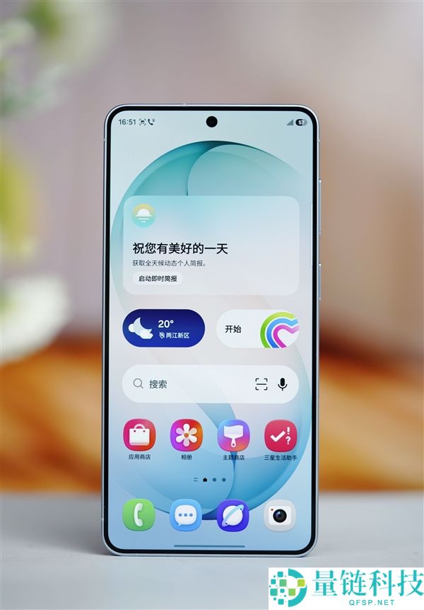 三星 Galaxy S26+ 图赏:7999 元旗舰手机,体验顶级 AI 黑科技