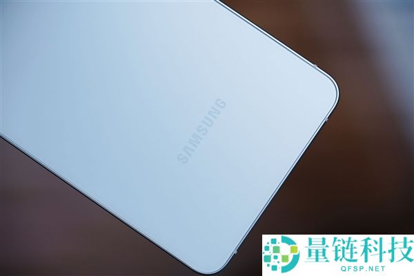 三星 Galaxy S26+ 图赏:7999 元旗舰手机,体验顶级 AI 黑科技